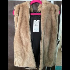 Fur vest